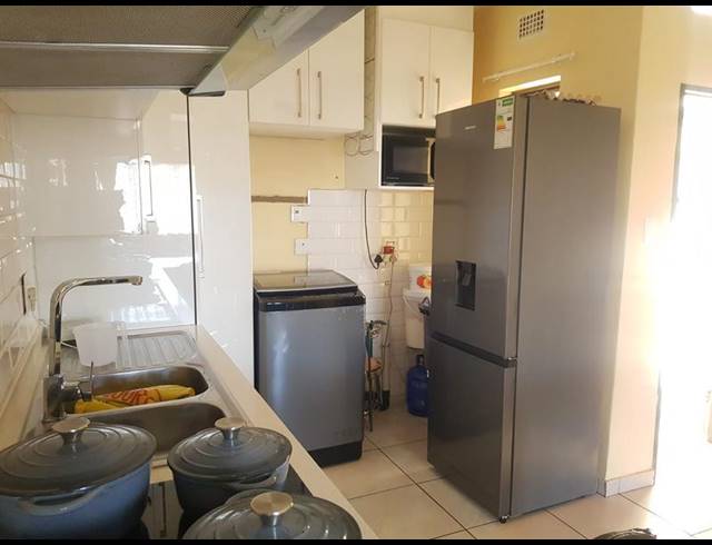 2 BEDROOM APARTMENT FOR SALE IN JABULANI